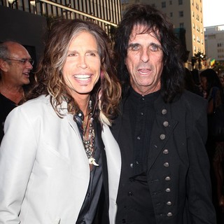 Steven Tyler, Alice Cooper in Dark Shadows Premiere