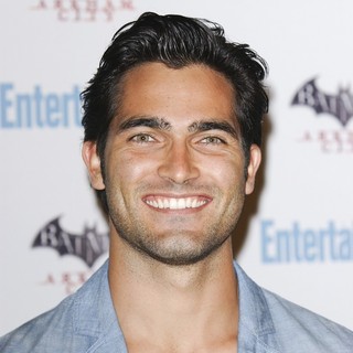 Tyler Hoechlin in Comic Con 2011 Day 3 - Entertainment Weekly Party - Arrivals