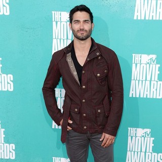 Tyler Hoechlin in 2012 MTV Movie Awards - Arrivals