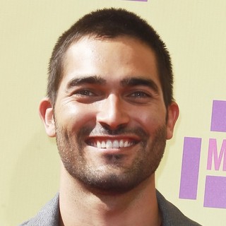 Tyler Hoechlin in 2012 MTV Video Music Awards - Arrivals