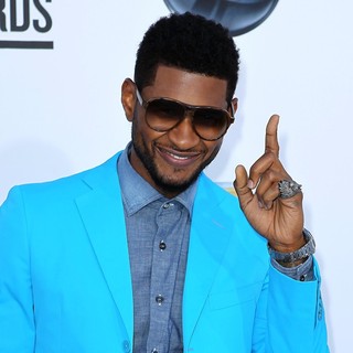 Usher in 2012 Billboard Music Awards - Arrivals