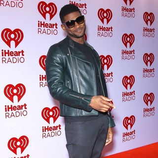 Usher in 2012 iHeartRadio Music Festival - Day 1 - Arrivals