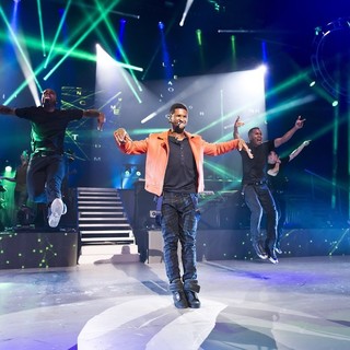 Usher in Usher Performs at The Apollo Hammersmith