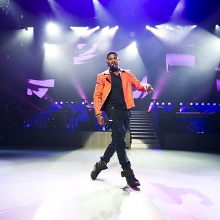 Usher in Usher Performs at The Apollo Hammersmith