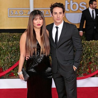 Jenna Ushkowitz, Michael Trevino in 19th Annual Screen Actors Guild Awards - Arrivals
