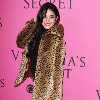 Vanessa Hudgens in The 2012 Victoria's Secret Fashion Show - vanessa-hudgens-2012-victoria-s-secret-fashion-show-04