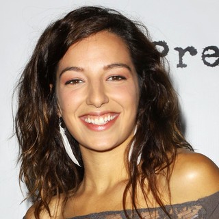 Vanessa Lengies in Trigg Ison Fine Art Presents The Contemporary West Coast Premiere of American Artist Chuck Connelly - vanessa-lengies-trigg-ison-fine-art-01