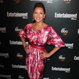 Vanessa Williams in Entertainment Weekly and ABC TV Celebrate The New York Upfronts with A VIP Cocktail Party - Arrivals