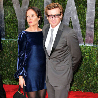 Simon Baker, Rebecca Rigg in The 82nd Annual Academy Awards (Oscars) - Vanity Fair Party - Arrivals