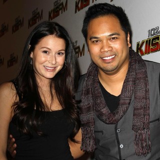 102.7 KIIS FM's Jingle Ball 2011 - Arrivals