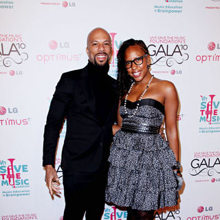Common in Vh1 Save The Music Foundation Gala