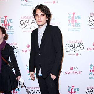 John Mayer in Vh1 Save The Music Foundation Gala