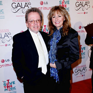 Paul Williams, Mariana Williams in Vh1 Save The Music Foundation Gala