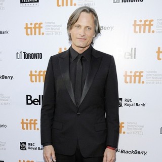 36th Annual Toronto International Film Festival - A Dangerous Method - Premiere Arrivals - viggo-mortensen-36th-annual-toronto-international-film-festival-02