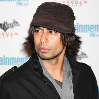 Vik Sahay in Comic Con 2011 Day 3 - Entertainment Weekly Party - Arrivals