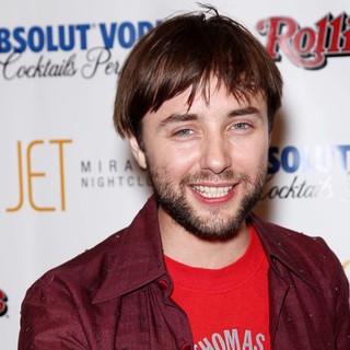 Vincent Kartheiser in Rolling Stone Hot Party