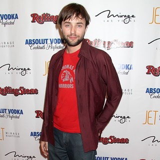 Vincent Kartheiser in Rolling Stone Hot Party
