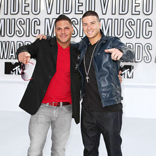 Ronnie Ortiz-Magro, Vinny Guadagnino in The 2010 MTV Video Music Awards (MTV VMAs) - Arrivals