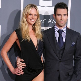 Anne Vyalitsyna, Adam Levine in 54th Annual GRAMMY Awards - Arrivals