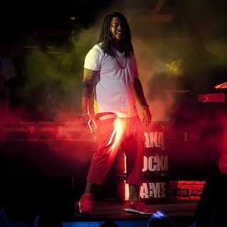 Waka Flocka Flame in Waka Flocka Flame Performs Live as Part of His Club Paradise Tour