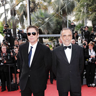 Benicio Del Toro, Alberto Barbera in 2010 Cannes International Film Festival - Day 3 - 'Wall Street 2: Money Never Sleeps' Premiere