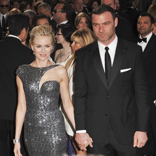 Liev Schreiber in The 85th Annual Oscars - Red Carpet Arrivals - watts-schreiber-85th-annual-oscars-01