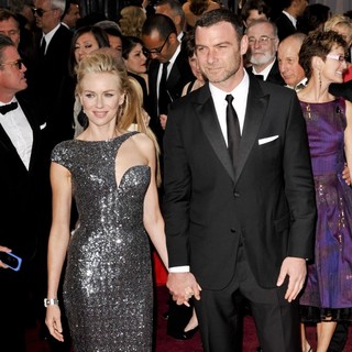 Liev Schreiber in The 85th Annual Oscars - Red Carpet Arrivals - watts-schreiber-85th-annual-oscars-03