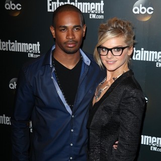 Damon Wayans Jr. in Entertainment Weekly and ABC TV Celebrate The New York Upfronts with A VIP Cocktail Party - Arrivals - wayans-jr-coupe-entertainment-weekly-and-abc-tv-celebrate-new-york-upfronts-01