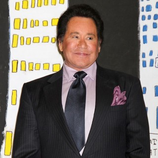 Wayne Newton in Wayne Newton Honoured at Opportunity Village for His 30 Years of Support and Service