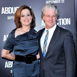 Sigourney Weaver, Jim Simpson in The Premiere of Abduction - Arrivals