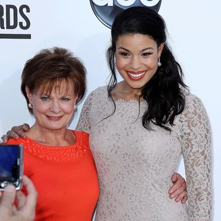 Pam Weidmann, Jordin Sparks in 2012 Billboard Music Awards - Arrivals