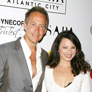 Peter Marc Jacobson, Fran Drescher in Launching of Fran Drescher's Cancer Schmancer and to Celebrate Her 7th Anniversary of Wellness