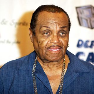 Joe Jackson in Opening Night of 'Defending The Caveman'