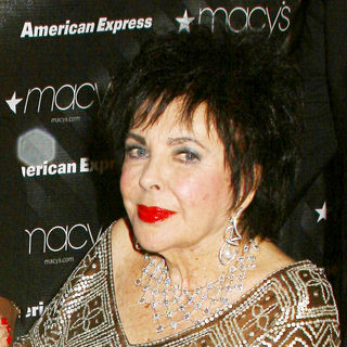 2007 Macy's Passport Gala - Arrivals