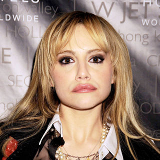 Brittany Murphy in Mercedes-Benz Fashion Week Fall 2008 - W Lounge - backstage
