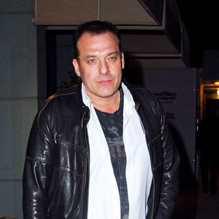 Tom Sizemore in Tom Sizemore having a cigarette outside Mr Chow