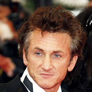 Sean Penn in The 2008 Cannes Film Festival - Day 12 Palme d'Or Closing Ceremony - Arrivals