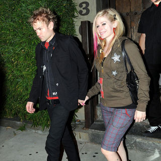 Avril Lavigne and Deryck Whibley Leaving Koi Restaurant - wenn2037200