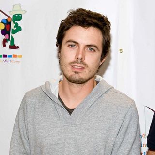 Casey Affleck in Benefit for The Painted Turtle