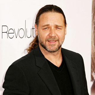 Russell Crowe in Los Angeles Premiere of 'Revolutionary Road'