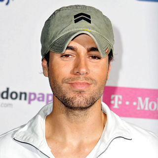 Enrique Iglesias in Summertime Ball 2009 - Press Room
