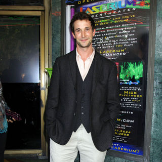 Noah Wyle in The Grand Opening of the 'Laserium' in Hollywood - arrivals