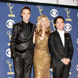 Kaley Cuoco, Johnny Galecki, Jim Parsons in 61st Primetime Emmy Awards - Press Room