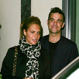 Ayda Field, Robbie Williams in Robbie Williams and Ayda Field Leaving A Hotel in Soho