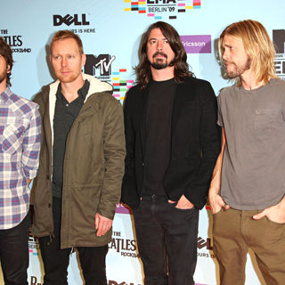 Foo Fighters in The 2009 MTV European Music Awards (EMAs) - Arrivals