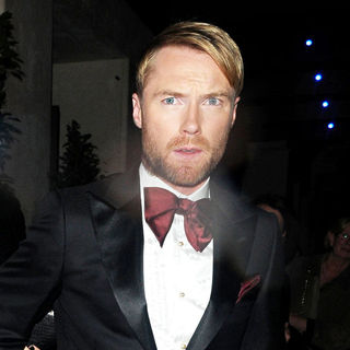 Ronan Keating, Boyzone in Ronan Keating leaves the May Fair hotel smartly dressed