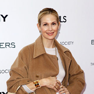 Kelly Rutherford in The Cinema Society, Details and DKNY Men screening of 'Brothers' - arrivals
