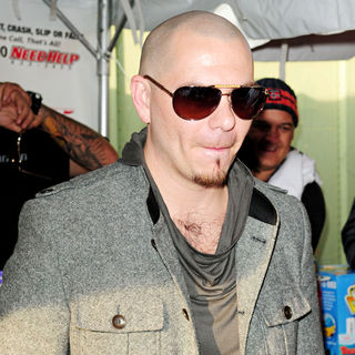 Pitbull in Tthe City Miami Parks and Recreation and Community Organizations Annual Toy Give-A-Way