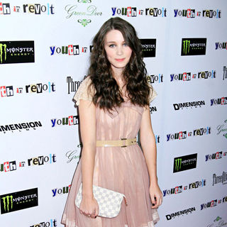 Rooney Mara in Los Angeles Premiere of "Youth In Revolt"