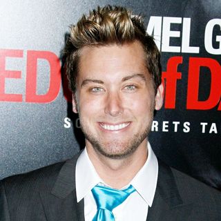 Lance Bass in Los Angeles premiere of 'Edge of Darkness'